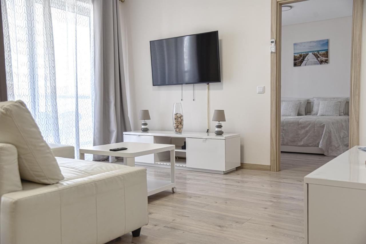 Apartamento Elegante Com Garagem E Piscina Na Praia Da Rocha Portimao Exterior photo
